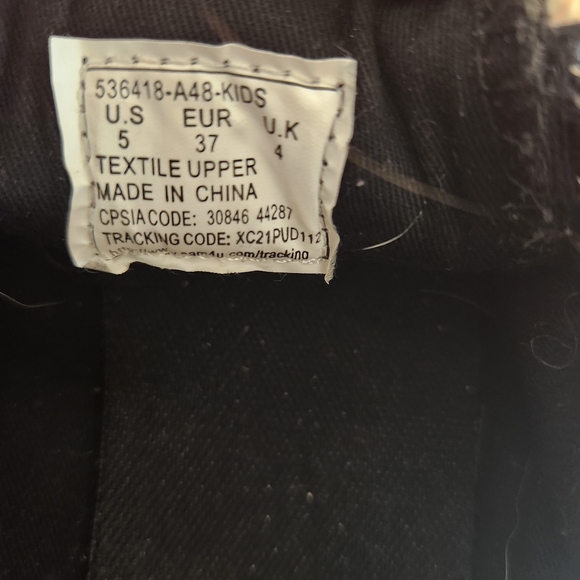 Levi's kids shoes - Picture 7 of 7